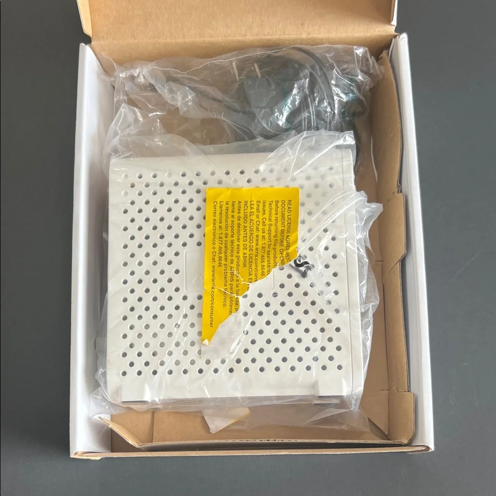 ARRIS SURFboard DOCSIS 3.0 Cable Modem